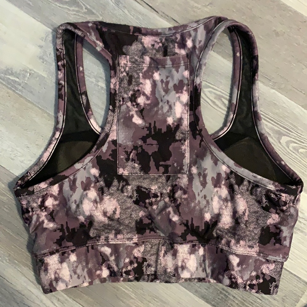 Gymshark purple camo RARE M with cell phone Pocket - Picture 3 of 5